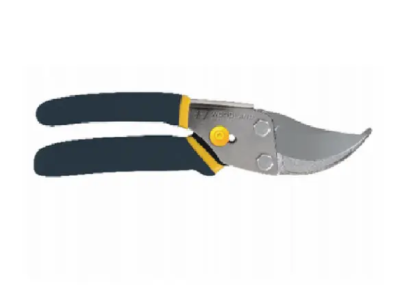 Woodand Tools 05-2001-100 Regular Duty Bypass Pruner 5/8 Inch Lightweight Gardening Tool Woodland Tools