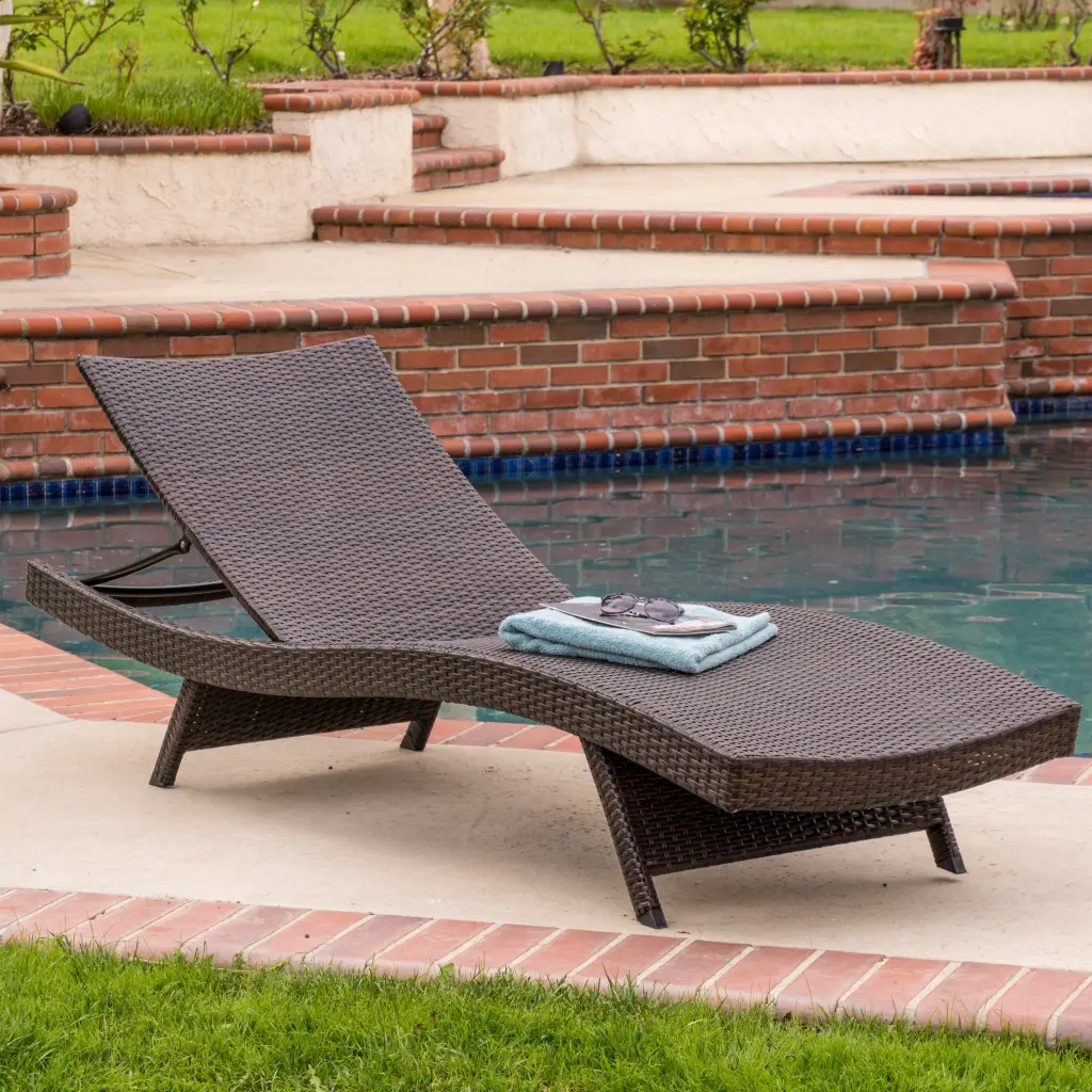 Kauai Pe Wicker Chaise Brown Multi Rattan Metallic nh-purenest