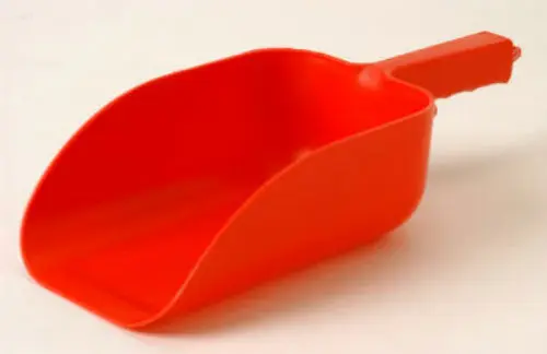 Little Giant 90RED 5 PT Red Feed Scoop Animal Care