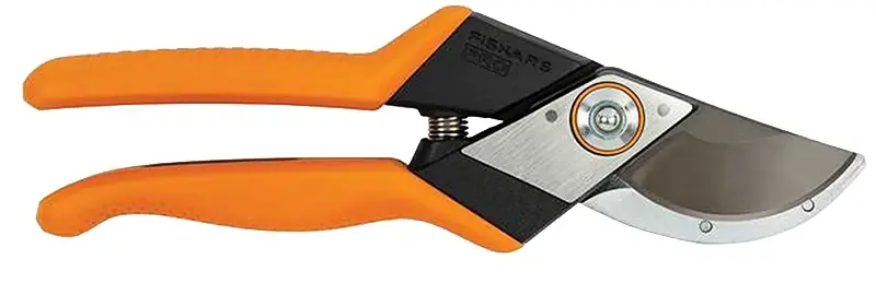 Fiskars 394951-1001 Pruner, 1 Cutting Capacity, HCS Blade, Curved Blade, Cast Aircraft-grade Handle, Soft Grip Handle