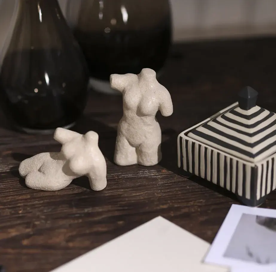 Aphrodite Sculpture Solar LED Lights