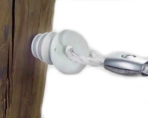 Dare 2671W Ring Insulator Line and Corner Posts White Electric Fence Accessory