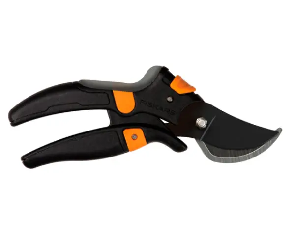 Fiskars 398441-1001 Power Curve Bypass Pruner Precision Cutting