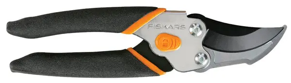 Fiskars 91166935 Bypass Smooth-Action Pruner Gardening