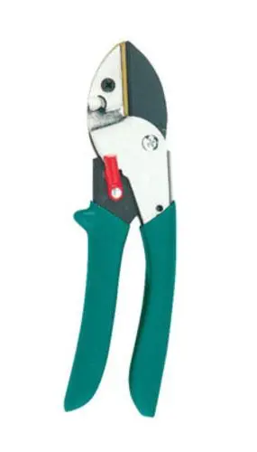 Gilmour 19T Anvil Pruner 3/4 Inch Green Garden Tool