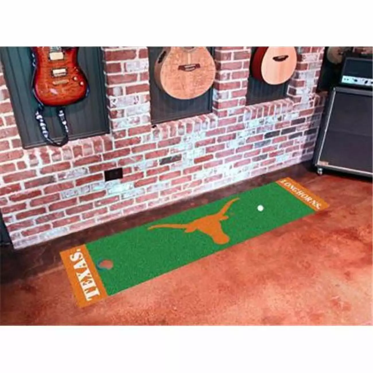 Texas Putting Green Runner 18x72 18x18