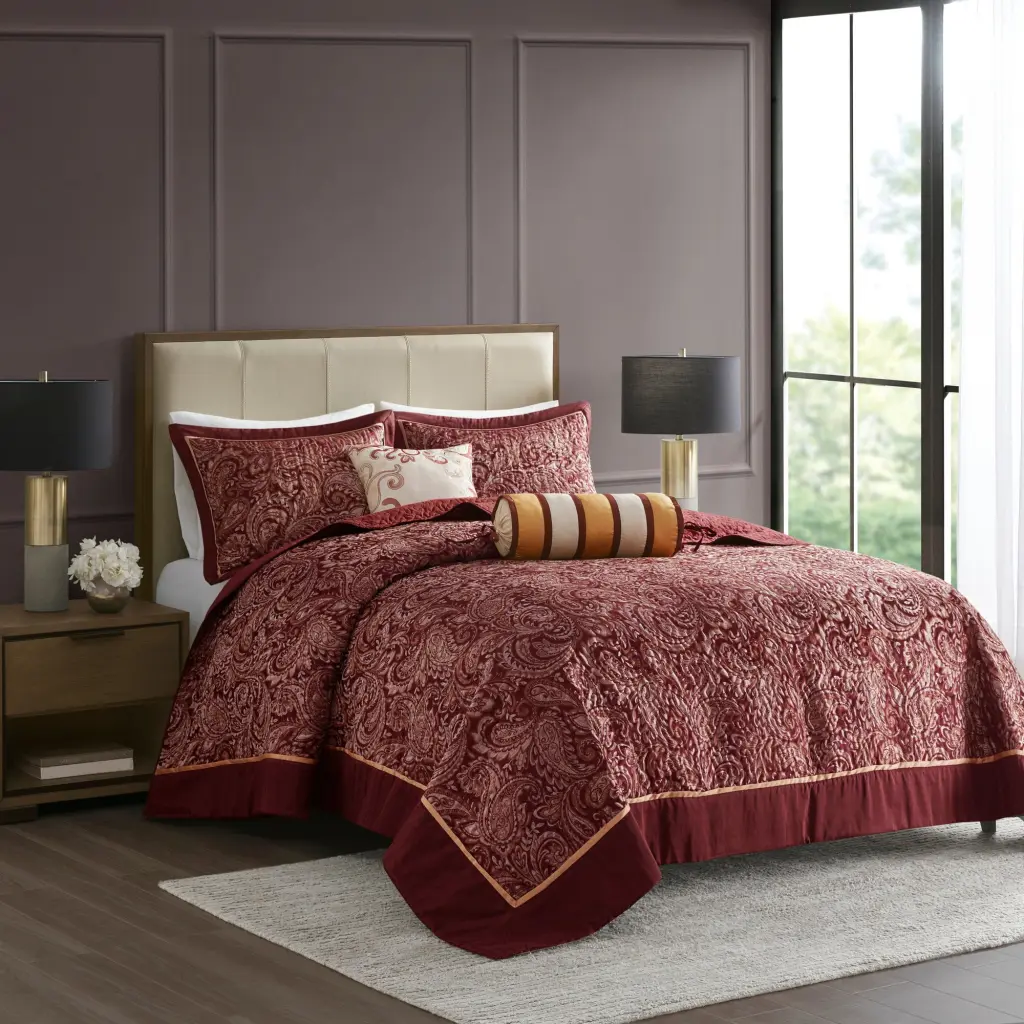5 Piece Jacquard Bedspread Set Throw Pillows Burgundy Queen Size jla