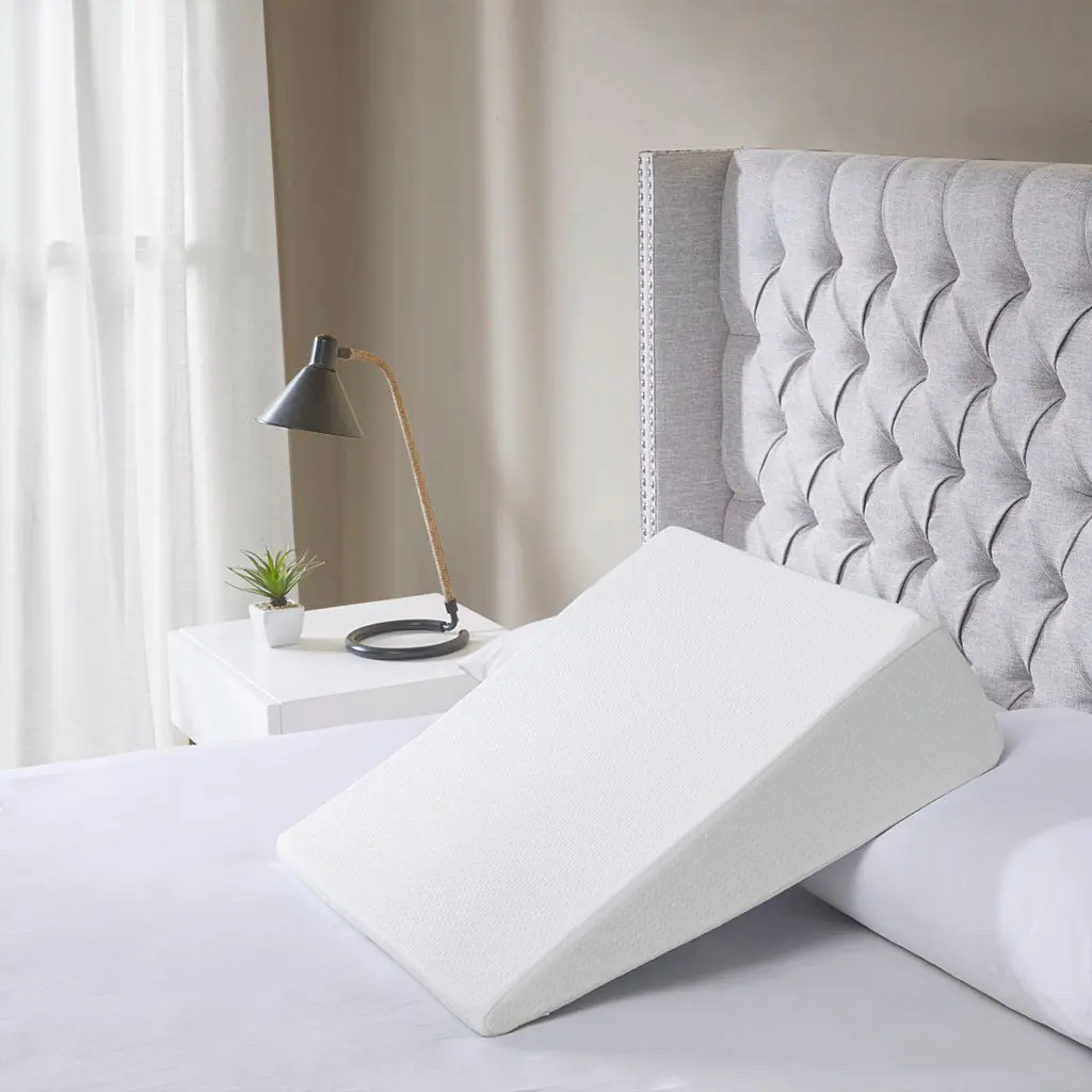 Wedge Pillow White Polyester Orthopedic Support Sleeping and Reading jla