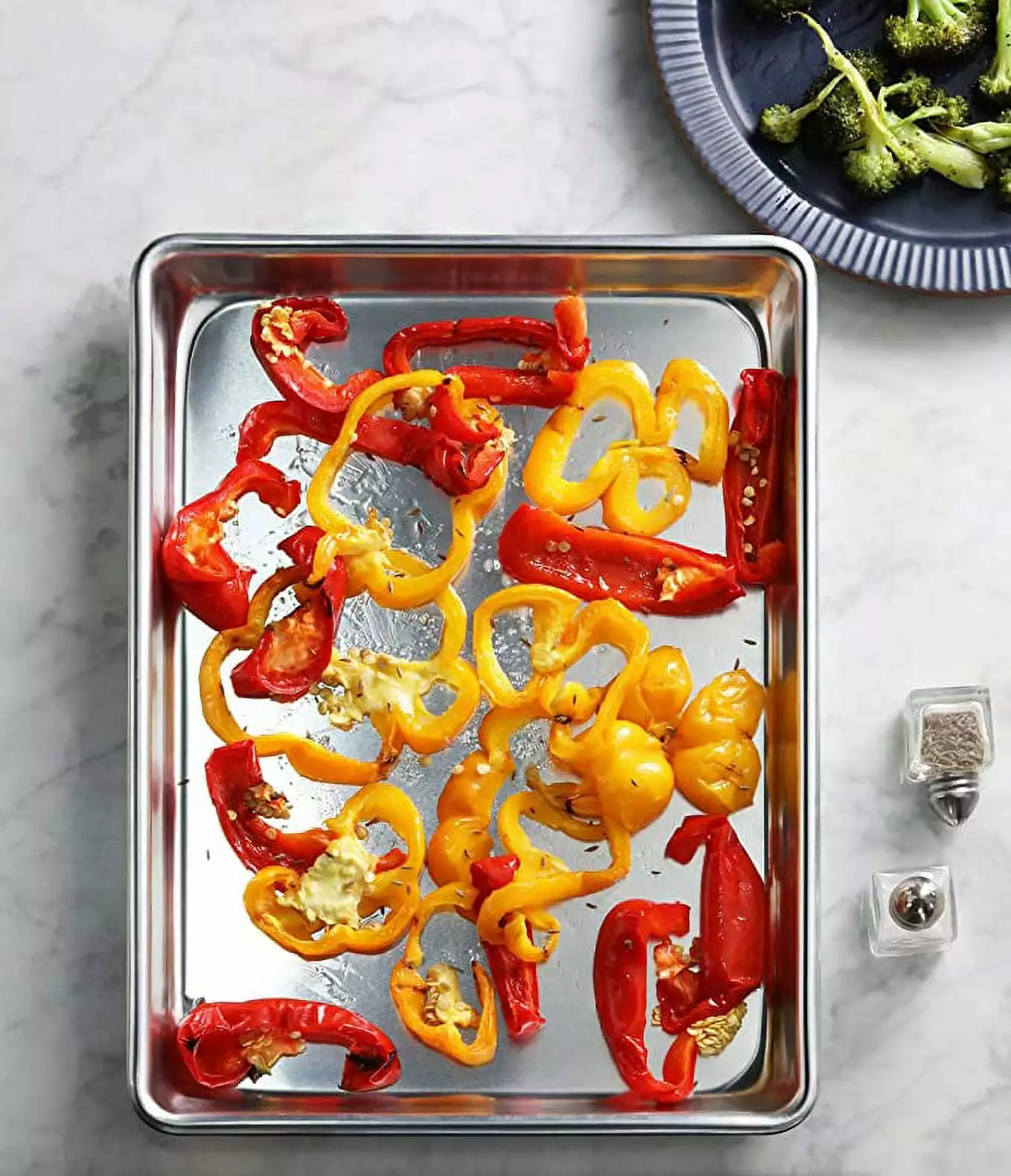 Roofei Rectangle Stainless Steel Baking Sheet Non Toxic Dishwasher Safe Baking