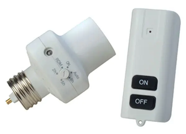 Woods 59415 Indoor/Outdoor Light Control Socket Timed Photocell & Remote