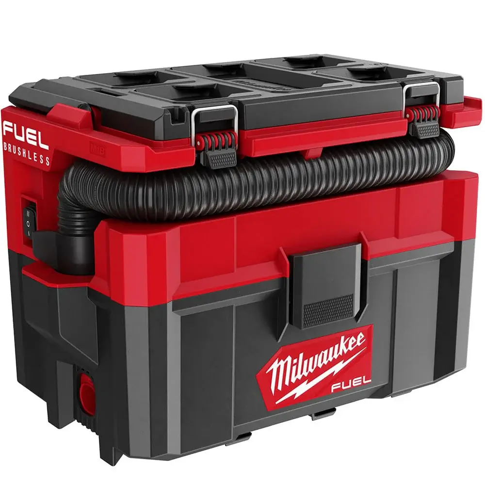 Milwaukee M18FPOVCL-0 Fuel Packout 2.5 Gallon Wet/Dry Vacuum
